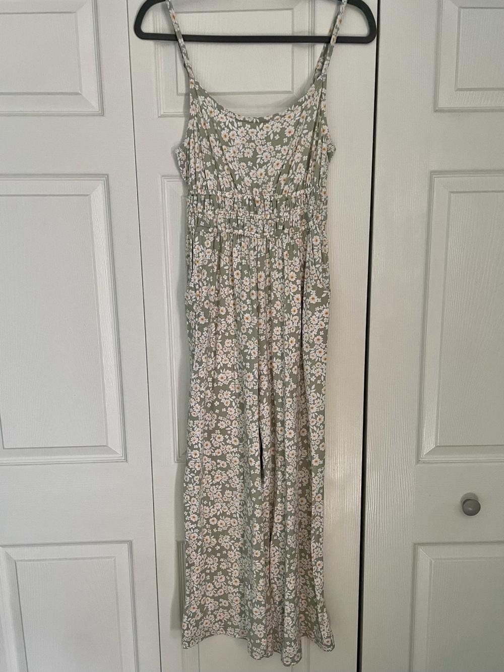 Hollister Sage Green Floral Jumper with White Flowers